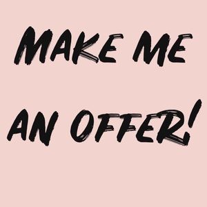 Selling some really cute tops and dresses!